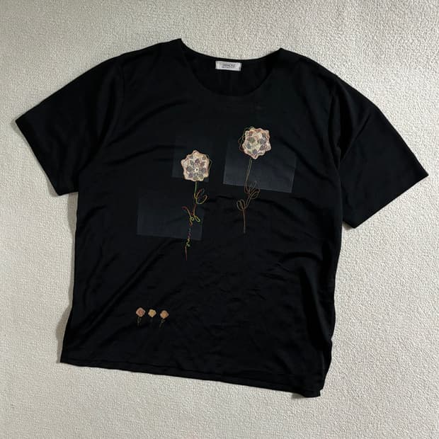 일본빈티지 Mimose 달천깔페어리 자수 플라워 반팔 티셔츠