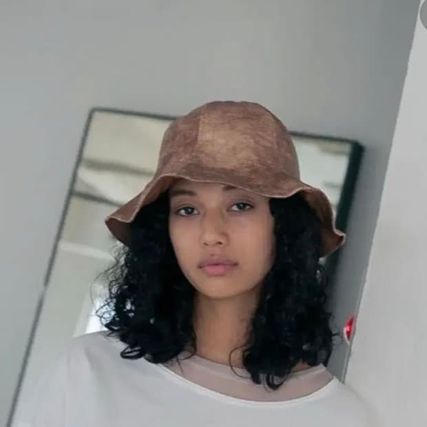 퍼버즈 크랙 햇