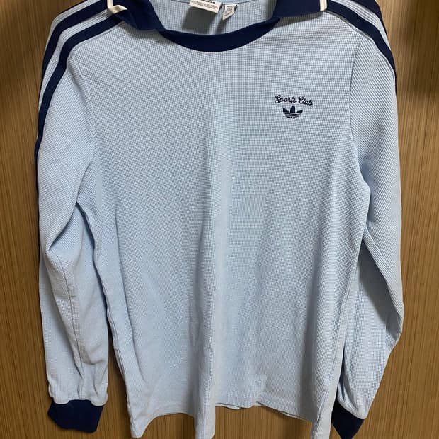 아디다스 긴팔 티셔츠 스카이블루(희귀매물)
