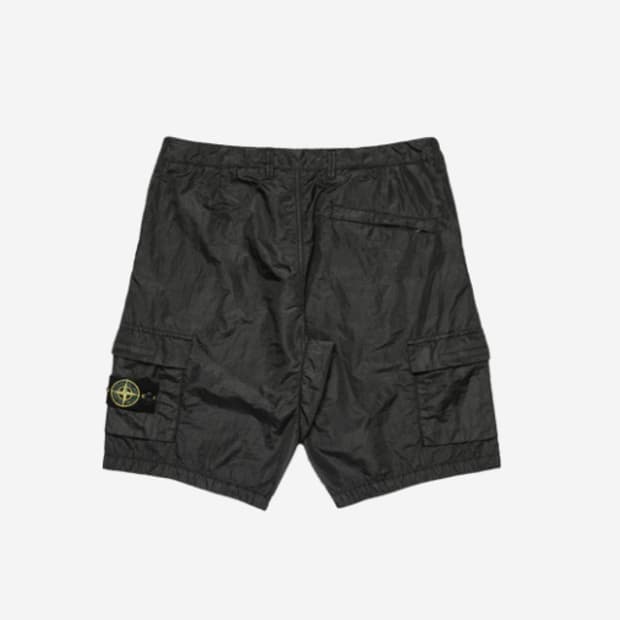 [36] 20SS 스톤아일랜드 시어서커 카고 버뮤다 쇼츠