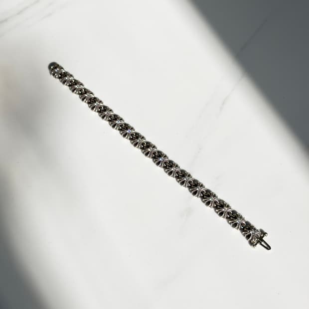 크롬하츠 타이니 E CH 플러스 크로스 풀파베 다이아 팔찌 신세계영수증O