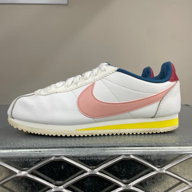 나이키 클래식 코르테즈 화이트 255