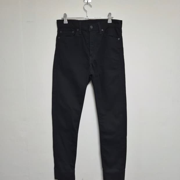 리바이스 510 블랙데님 32사이즈 P-95