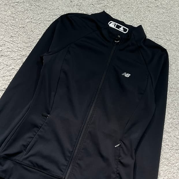 [우먼85] 뉴발란스 레쉬가드집업