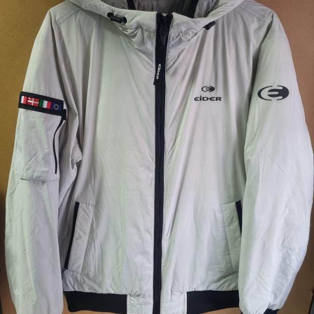 아이더 남성 경량 구스패딩 