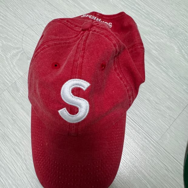슈프림 캡