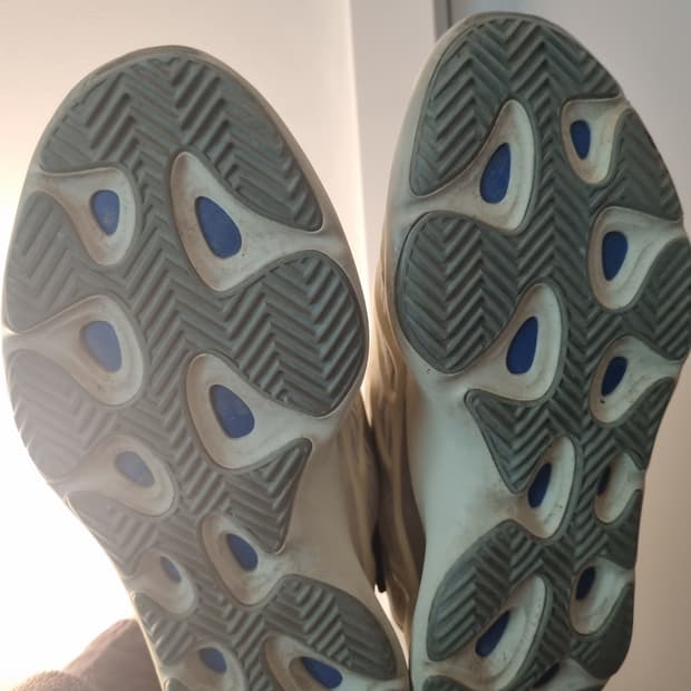 아디다스 이지 yeezy 700 v3 아자엘 290