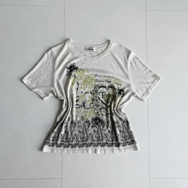 vintage graphic tee