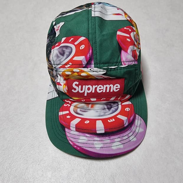 슈프림 카지노 칩 캠프캡