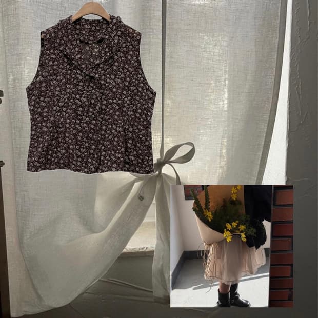 Floral Frill Sleeveless Blouse 