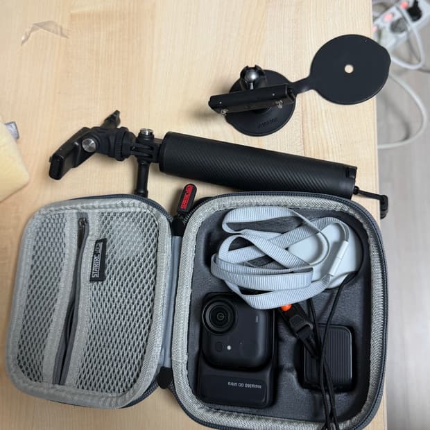 Insta 360 Go Ultra  microsd 256