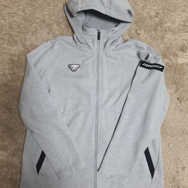 다이나핏 스코어 후드 자켓 상태 굿 사이즈 105