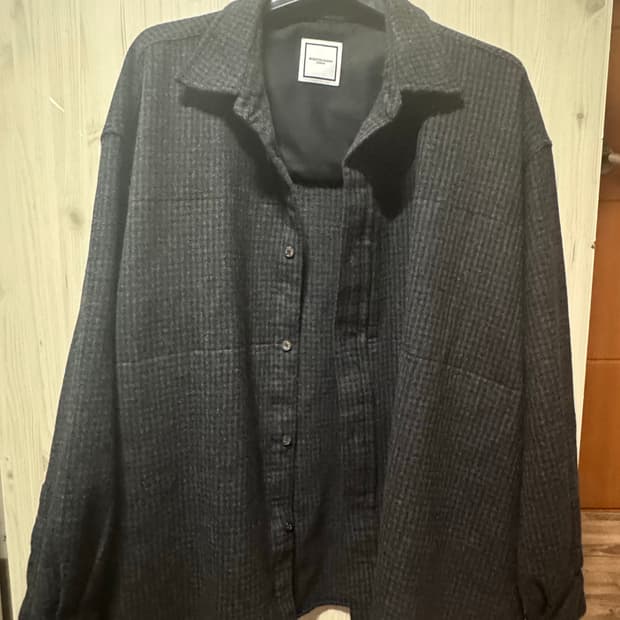 우영미 24fw 울 체크셔츠 팝니다