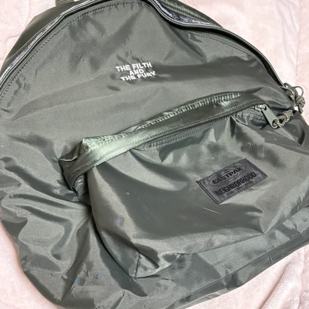 네이버후드 x 이스트팩 백팩