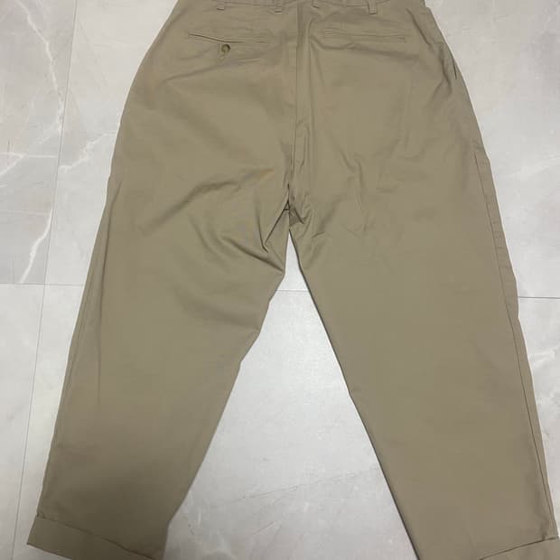 빔즈 치노 팬츠 판매합니다.