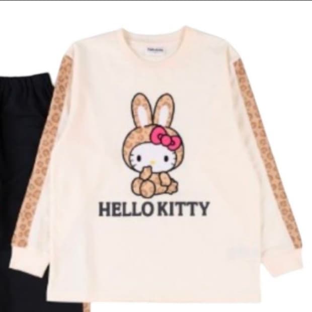 산리오 헬로키티 호피 롱슬리브 맨투맨 