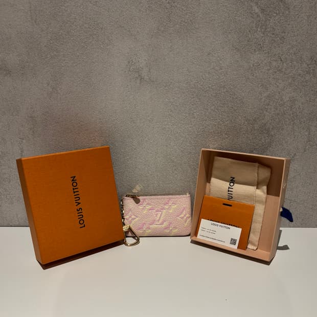 루이비통 토뤼옹 키파우치