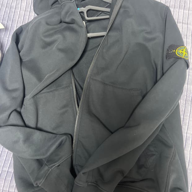 스톤아일랜드 후드집업 22ss XL