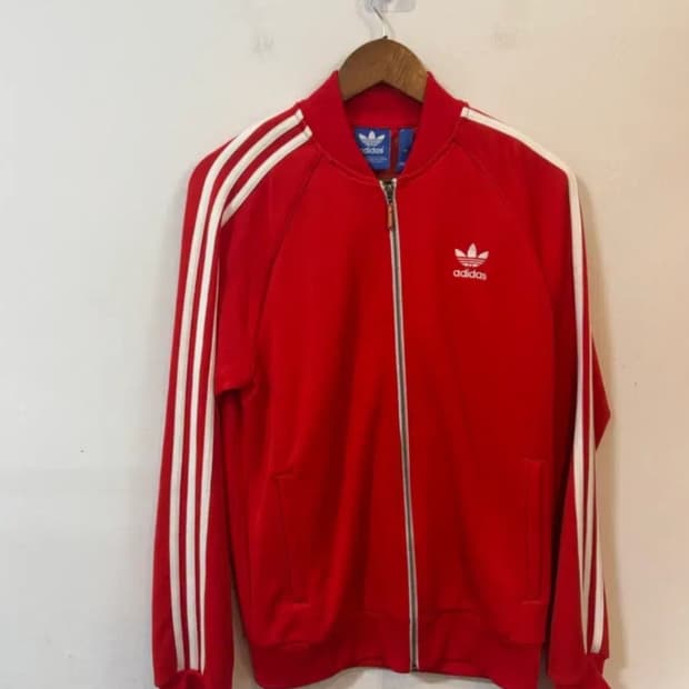 아디다스 빨간 트랙탑 판매