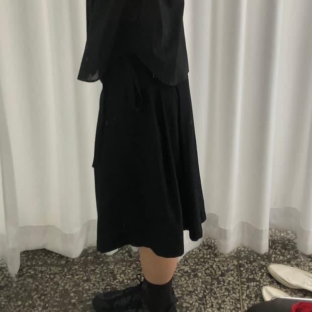 마가렛호웰 미디 스커트