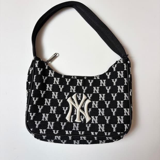 MLB 모노그램 자카드 뉴욕양키즈 호보백 Q1500