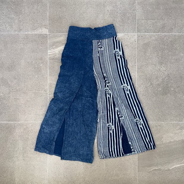 Denim butterfly slit wide pants