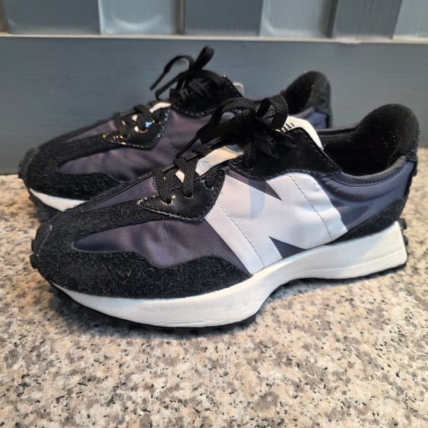 뉴발란스 327 '블랙 그레이' 240