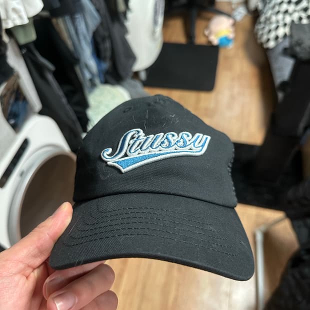 스투시 트러커 캡