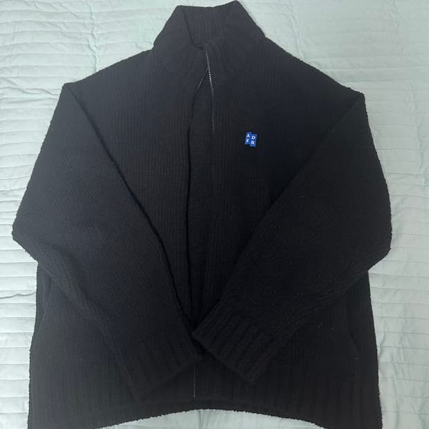 아더에러 시그니피컨트 니트 집업 블랙 느와르 L