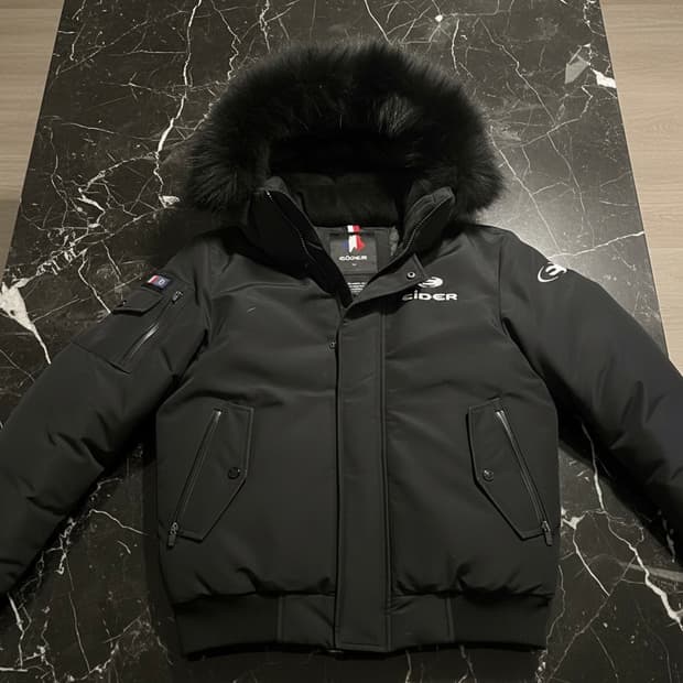 아이더 스투키 숏패딩 m