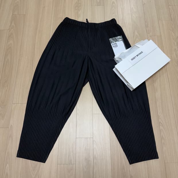 이세이미야케 옴므플리세 2사이즈 팬츠 판매