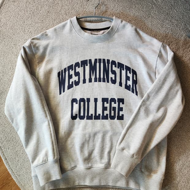 유니폼브릿지 xl 사이즈 맨투맨 팝니다.