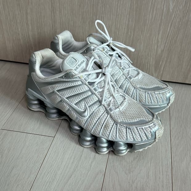 (235) 나이키 샥스 tl 메탈릭 실버