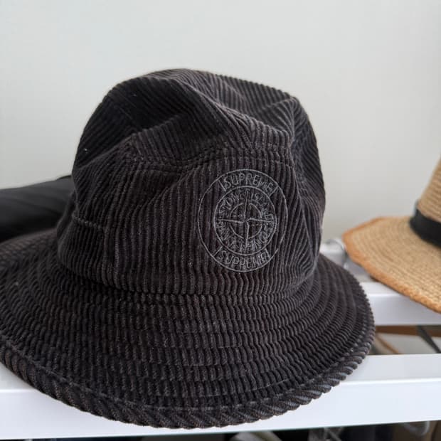 스톤아일랜드슈프림버킷햇