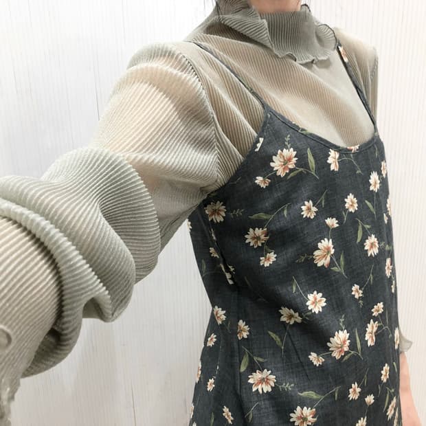 sage whisper top