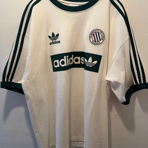 아디다스 레트로 반팔 M