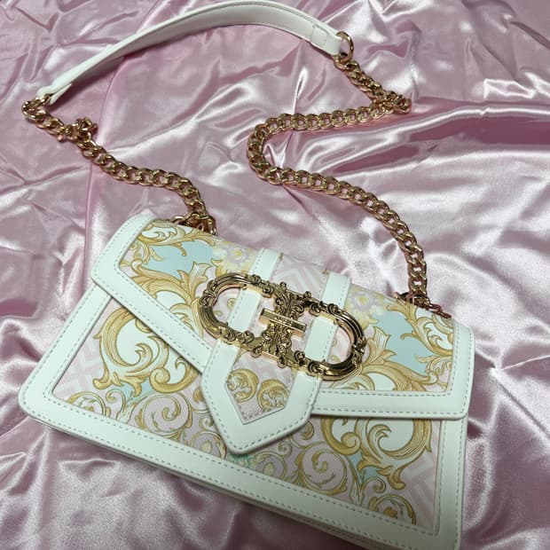 알도 갸루 금장 패턴 체인 백 (화이트)