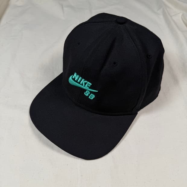 나이키 SB 스냅뱁 볼캡 모자