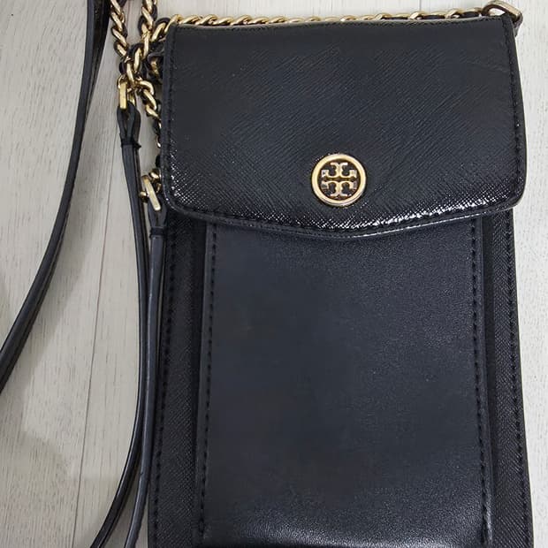 토리버치 휴대폰 크로스백