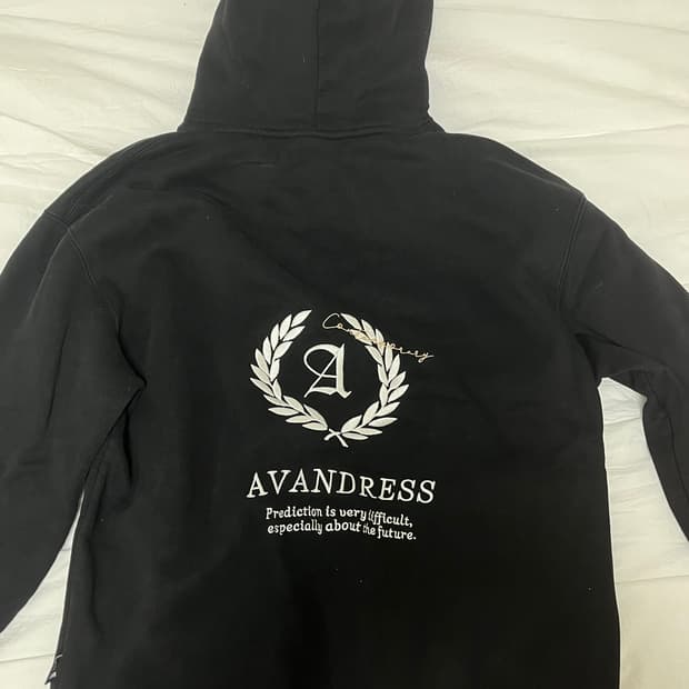 어반드레스 후드티