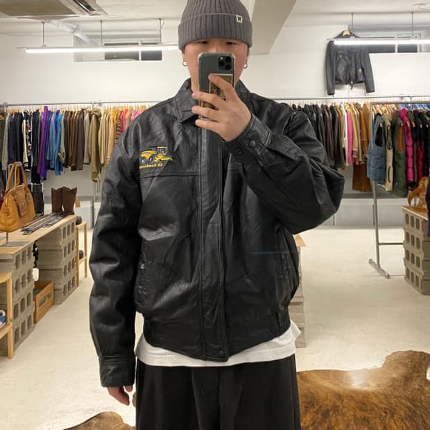 VTG leather bomber jacket 핀터레스트 레더 자켓