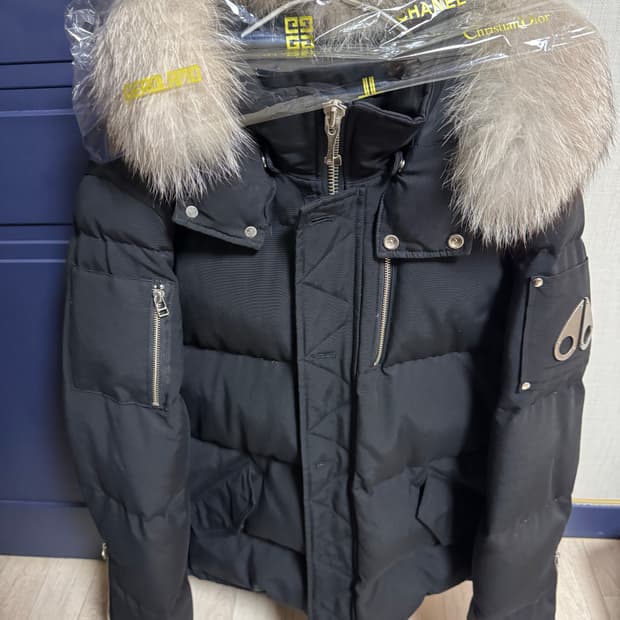 무스너클 쓰리쿼터 패딩 XL 