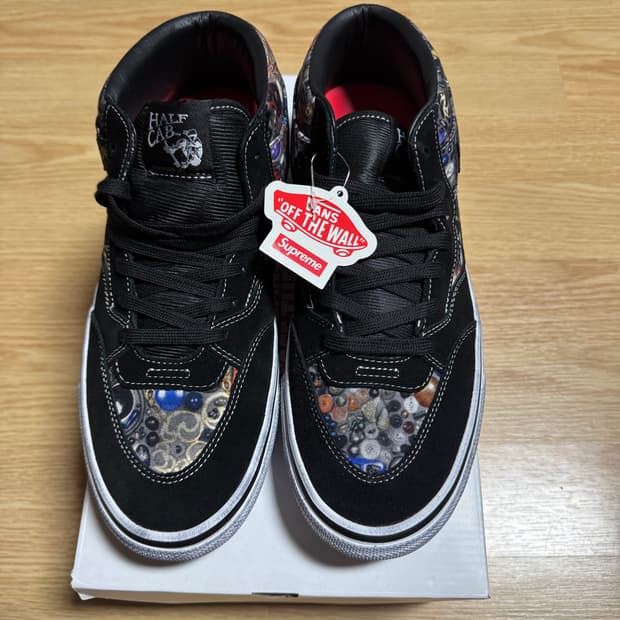 슈프림 반스 마이크켈리 하프캡