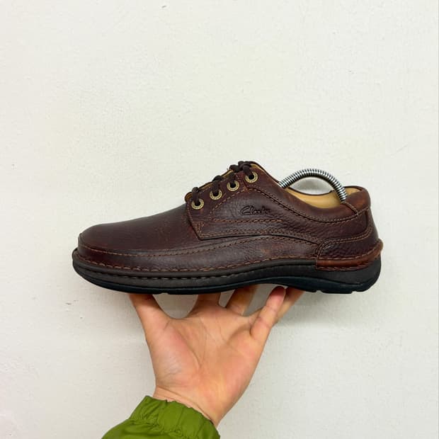 Clarks 클락스 브라운 가죽 구두 255
