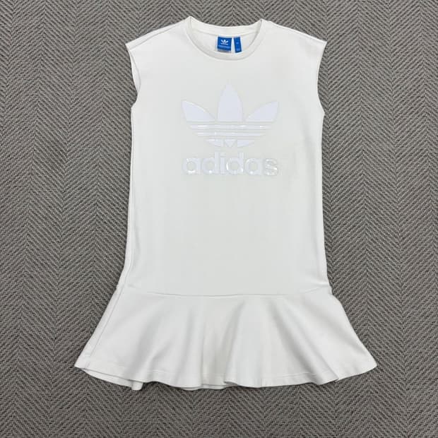 아디다스 빅로고 원피스 v3047