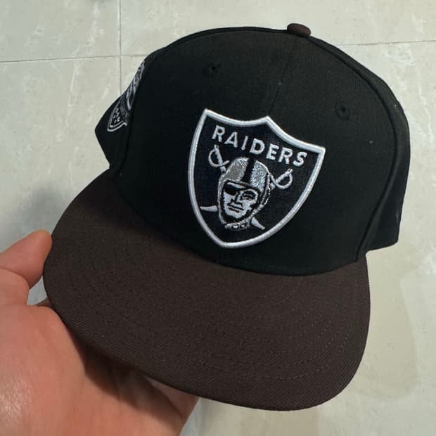 뉴에라 라스베가스 레이더스 50TH 캡 5/8 미시착 처분 