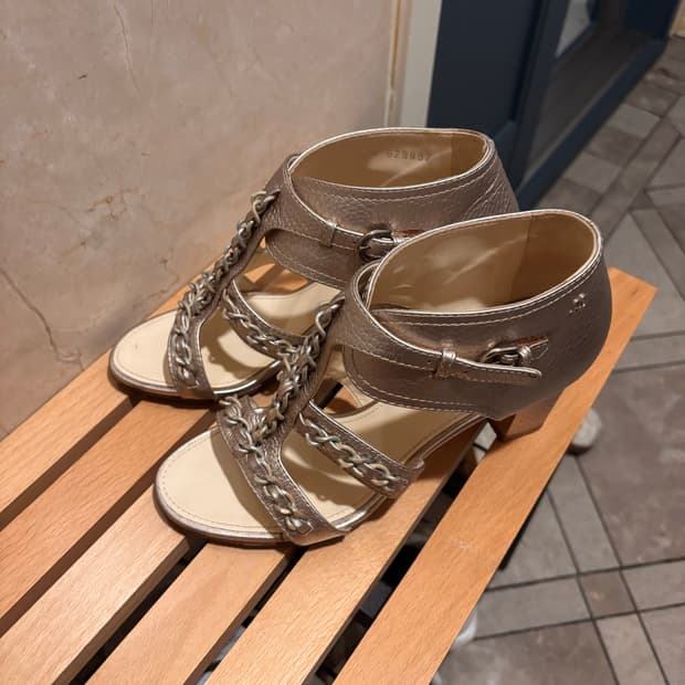 샤넬 체인 샌들