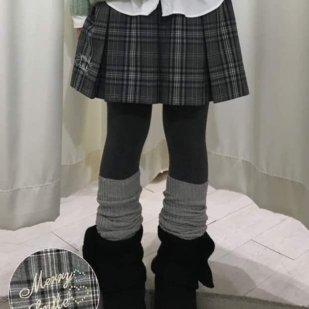 Merry smile check skirt