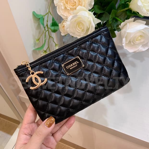 샤넬뷰티 퀄팅 파우치 동전지갑 샤넬 메이크업