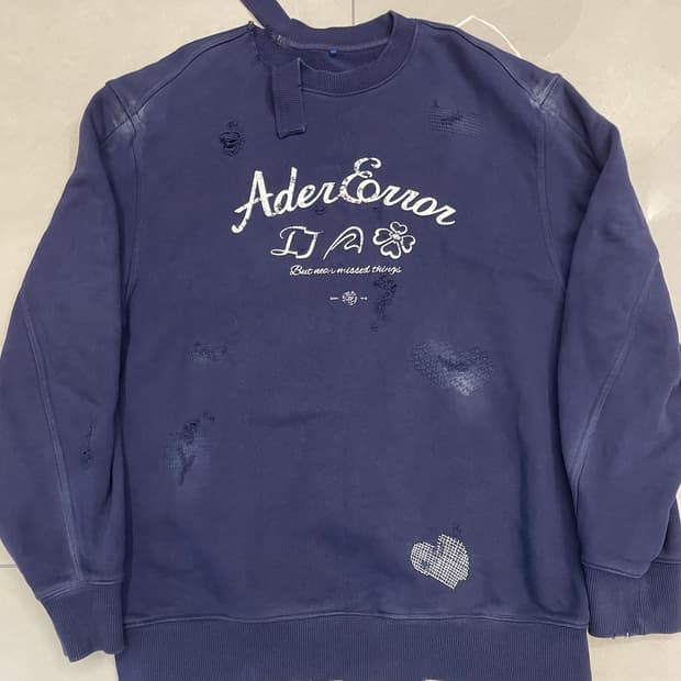 아더에러 23SS Sollec 솔렉 스웻셔츠 맨투맨 네이비